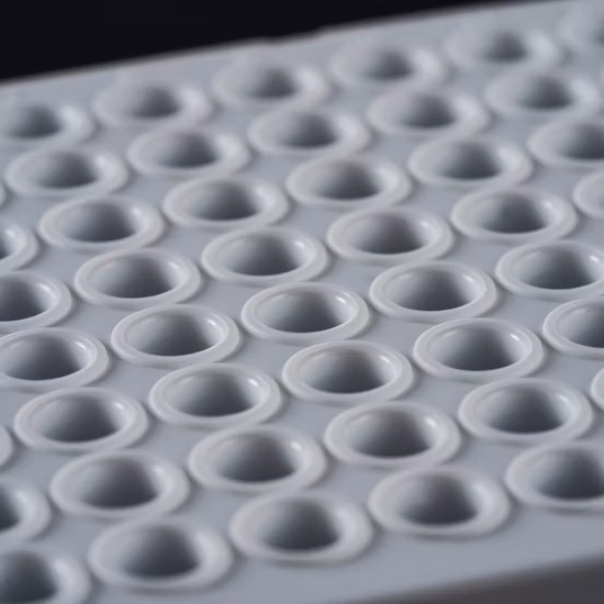 실험실 소모품 스커트 없음 0.2ml PP 96 웰 PCR 플레이트